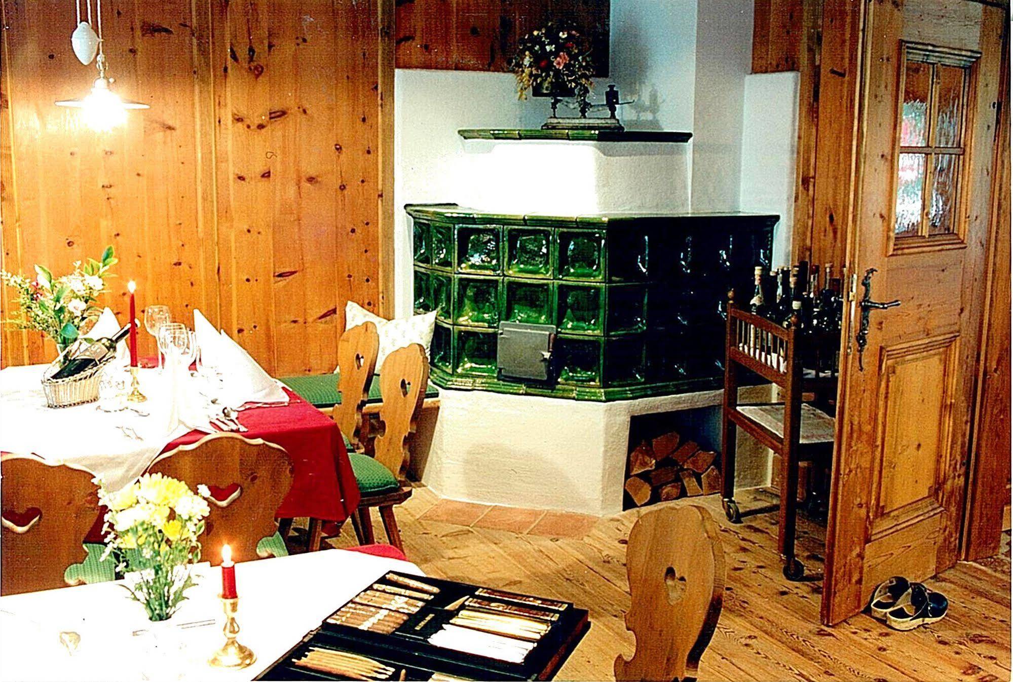 Gasthof Hotel Doktorwirt Salzburg Exterior photo